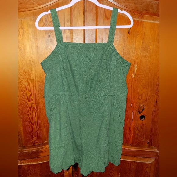 Romper - Picture 1 of 3